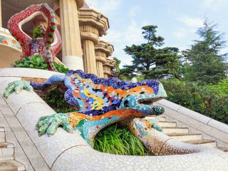 Hanggtime Barcelona Park Gaudi